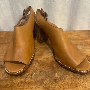 Madewell Heals